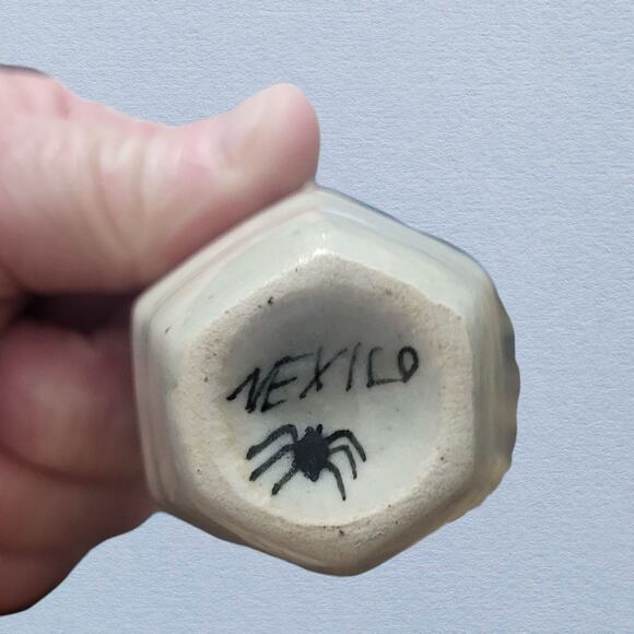 Mexico Hand Painted Pottery,Toothpick Holder,Shot Glass - Picture 8 of 9